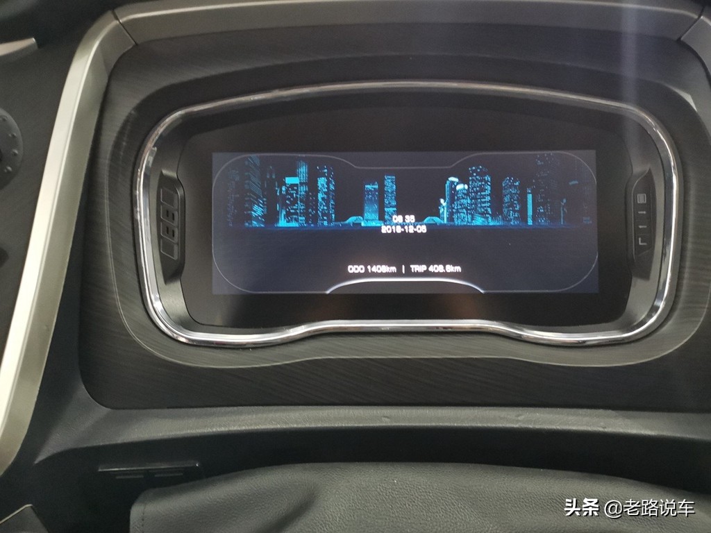 海格旅行家6127客车模型,海格旅行家大巴多少钱