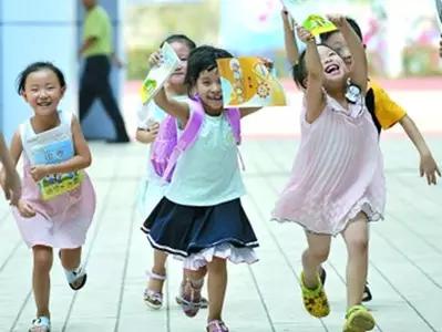 这本乐山通讯录值得你收藏备用！