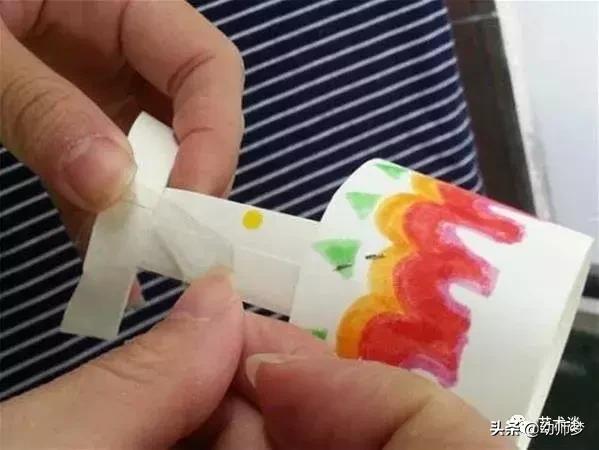 一次性杯子创意手工变废为宝,一次性杯子手工风车简单的做法