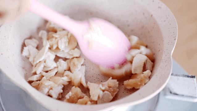 半个土豆一盘菜,半个土豆分着吃