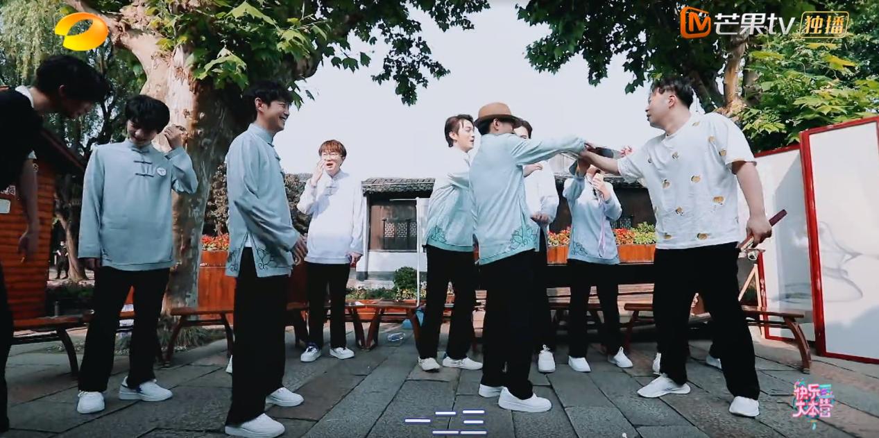 快乐大本营万水千山总是情,快乐大本营岁月静好