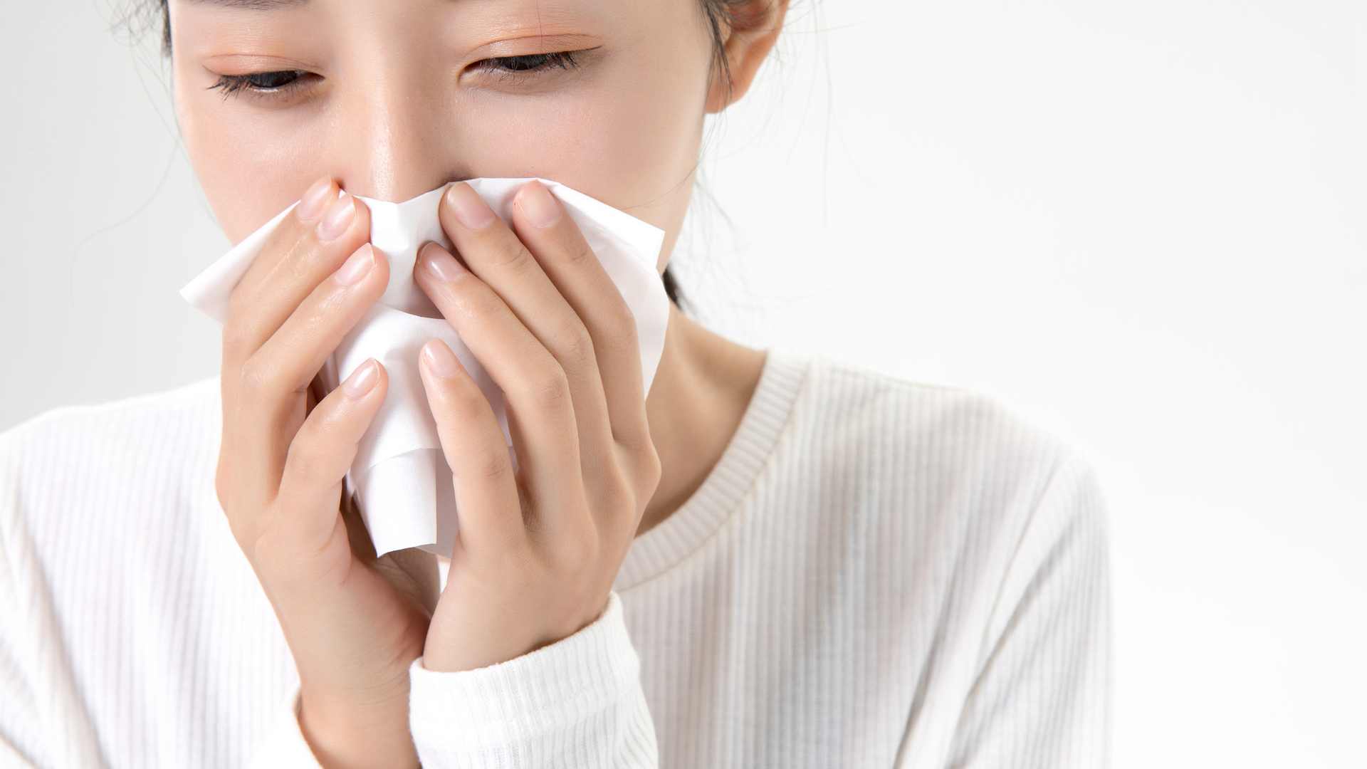 鼻炎鼻塞喷嚏流涕怎么治,鼻炎鼻塞鼻痒打喷嚏有什么好办法