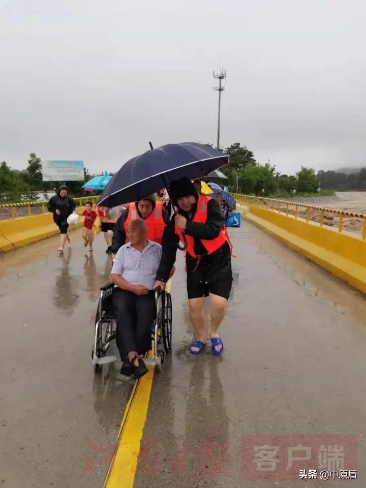 杨旭恒勇救51人归来视频,杨旭恒能拿一等功吗