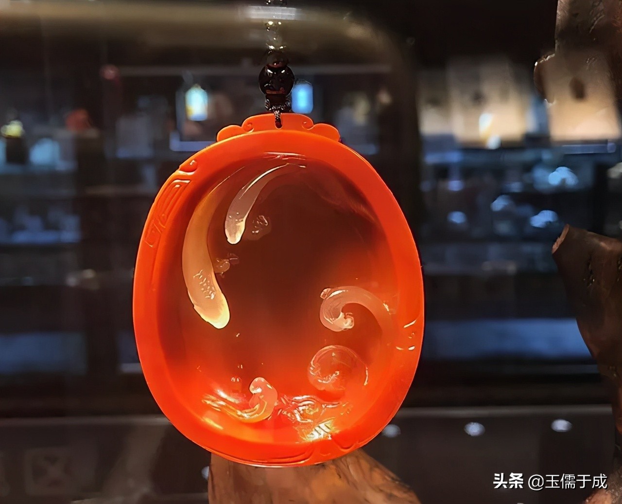 图解石英岩玉与翡翠的区别,石英岩玉和碳酸盐质玉哪个值钱