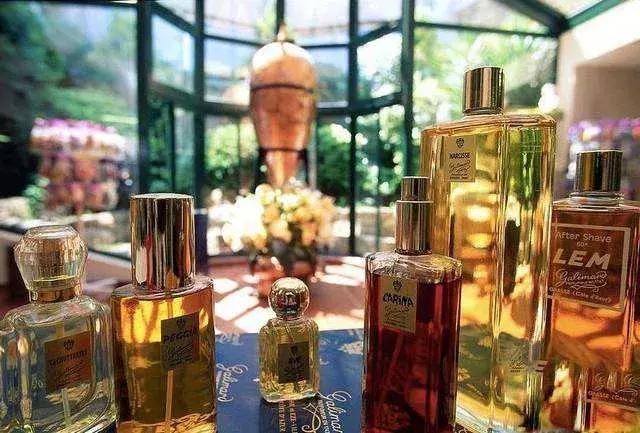 30个巴黎传奇地标,法国的三个标志性建筑