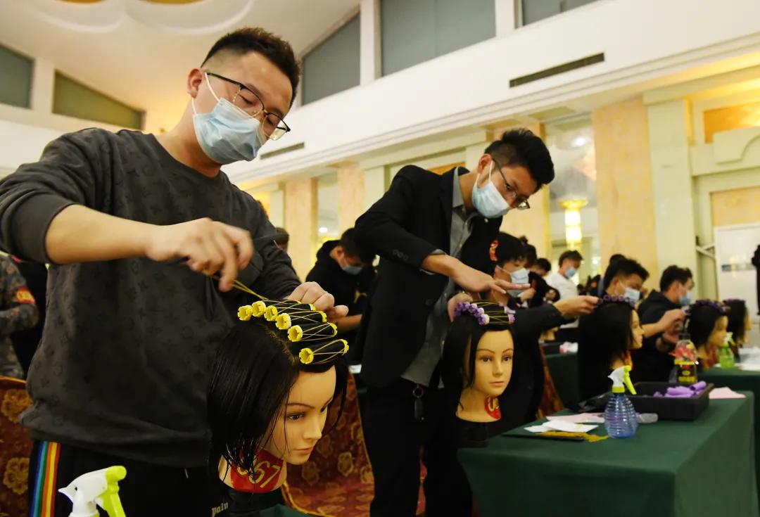 138元理发老板回应,138元理发店老板现状