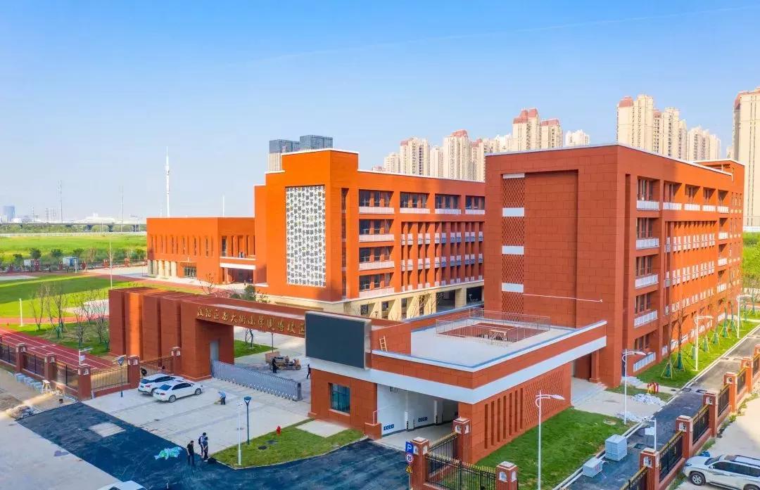 华丽转身！全面开挂！2020年这个区域涅槃重生！走上人生巅峰