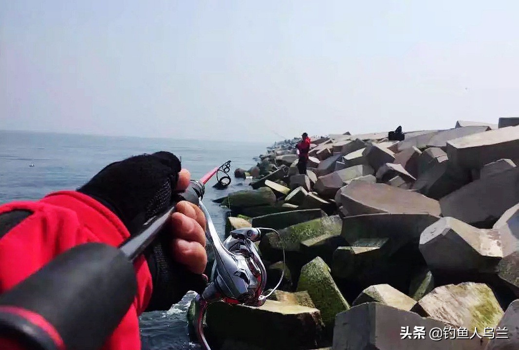 野钓路亚怎么能钓到大鱼,路亚怎么钓才不容易挂底