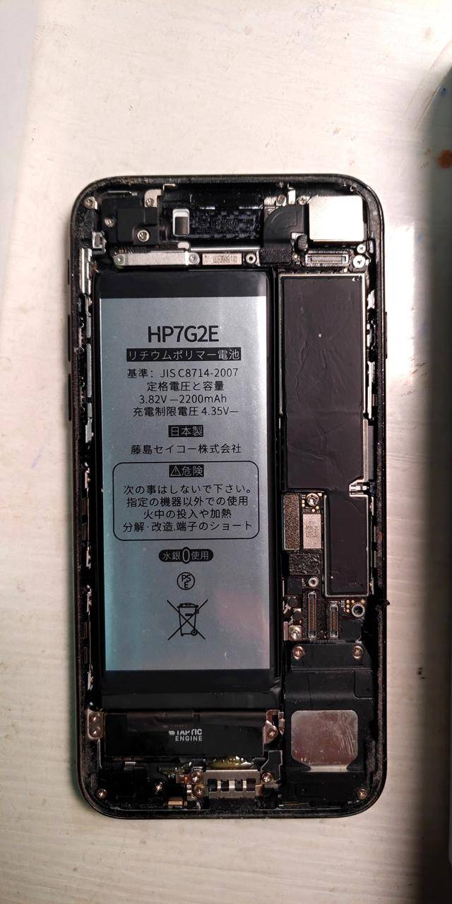 自己动手换iphone6s电池,自己动手给iphone12换电池