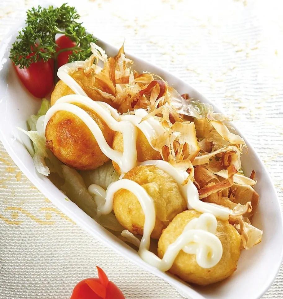 摆摊卖章鱼小丸子做一天赚多少钱,章鱼小丸子月入多少