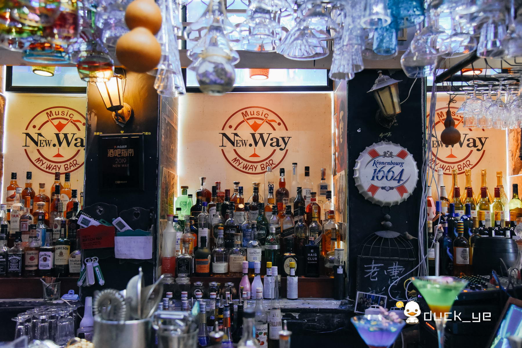 厦门调酒bar酒吧,厦门双子塔天空酒廊调酒师