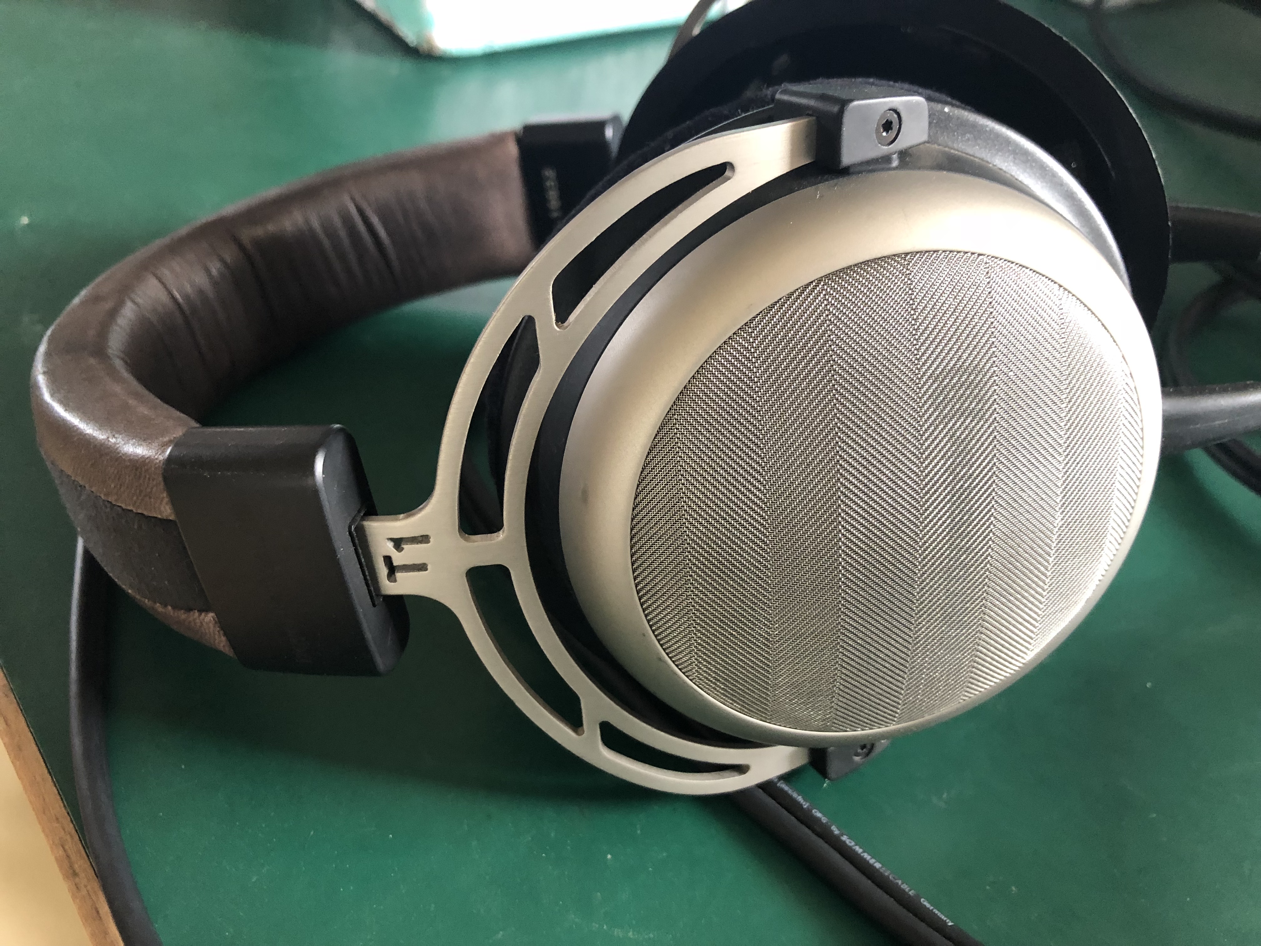 拜亚哪些耳机使用的特斯拉单元,拜亚t1三代耳机