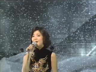 悲情歌后邓丽君的恋爱史,邓丽君去世后她的男友生活怎样