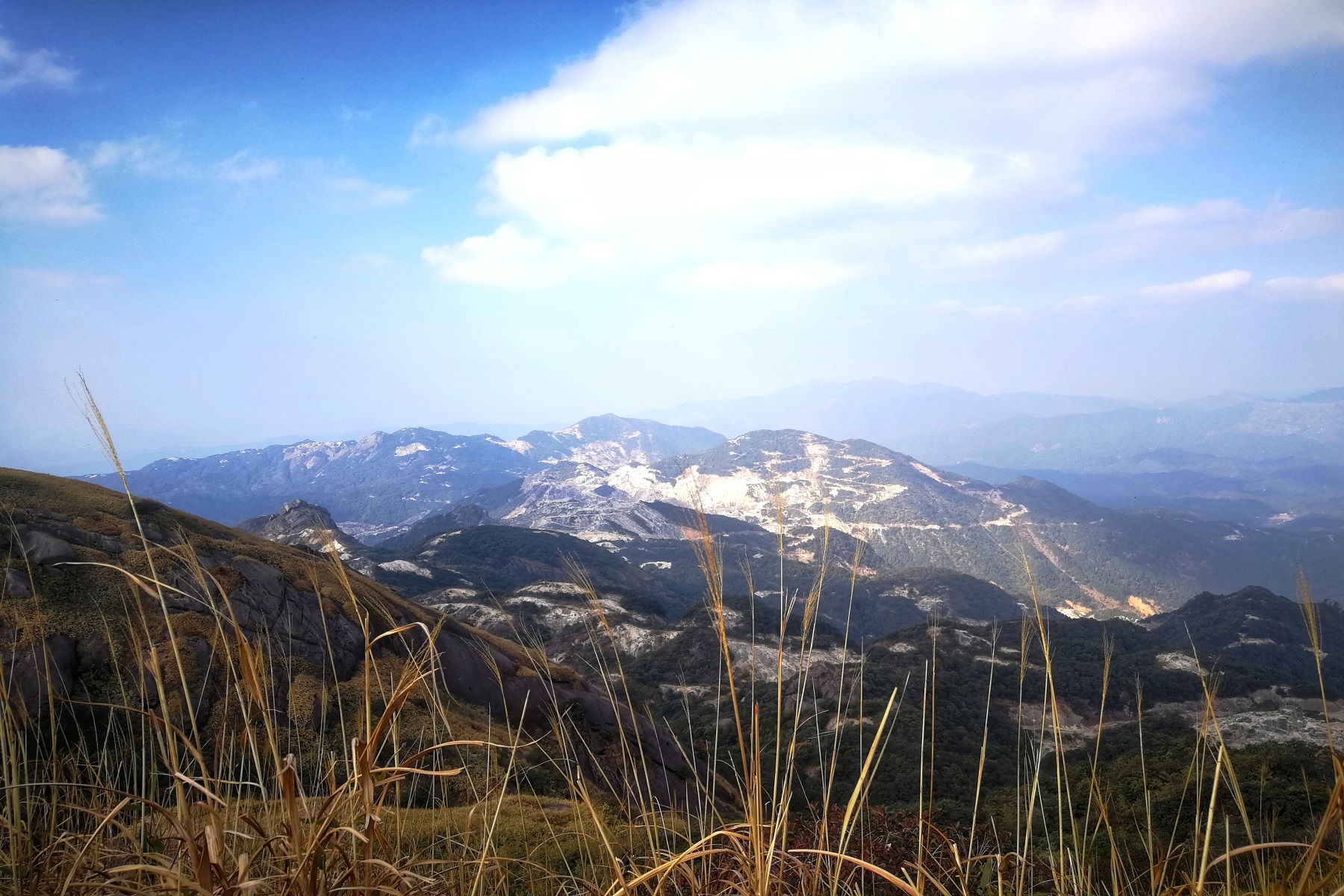 广东云髻山在哪里,新丰云髻山枫叶红了吗
