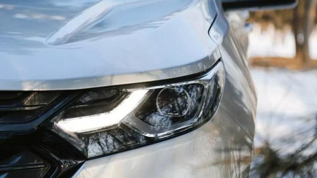 探界者1.5t与本田冠道1.5t,雪佛兰探界者在国内市场如何