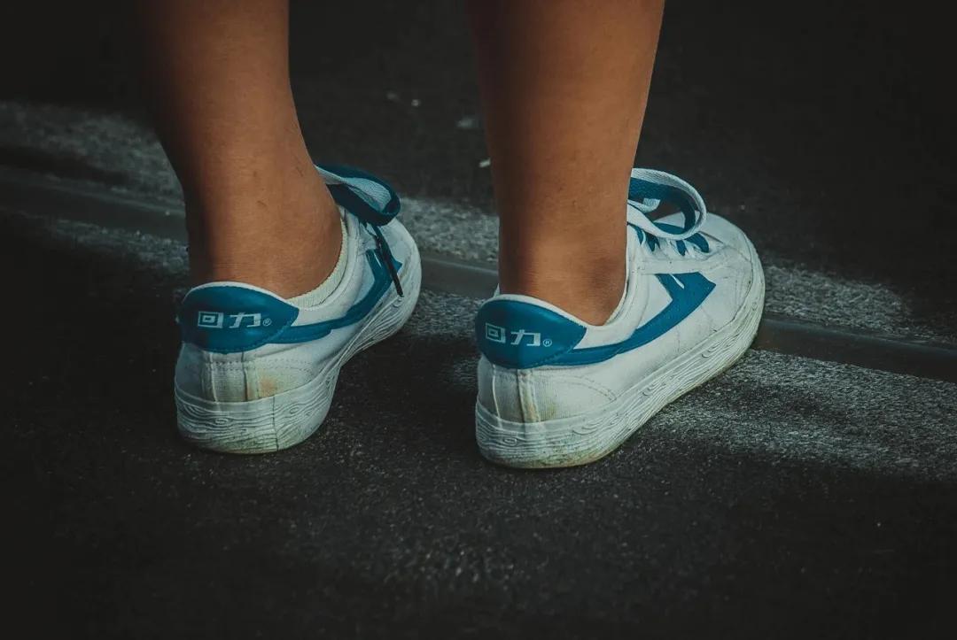 爱国情怀,竟然成为回力抄袭的最后遮羞布?