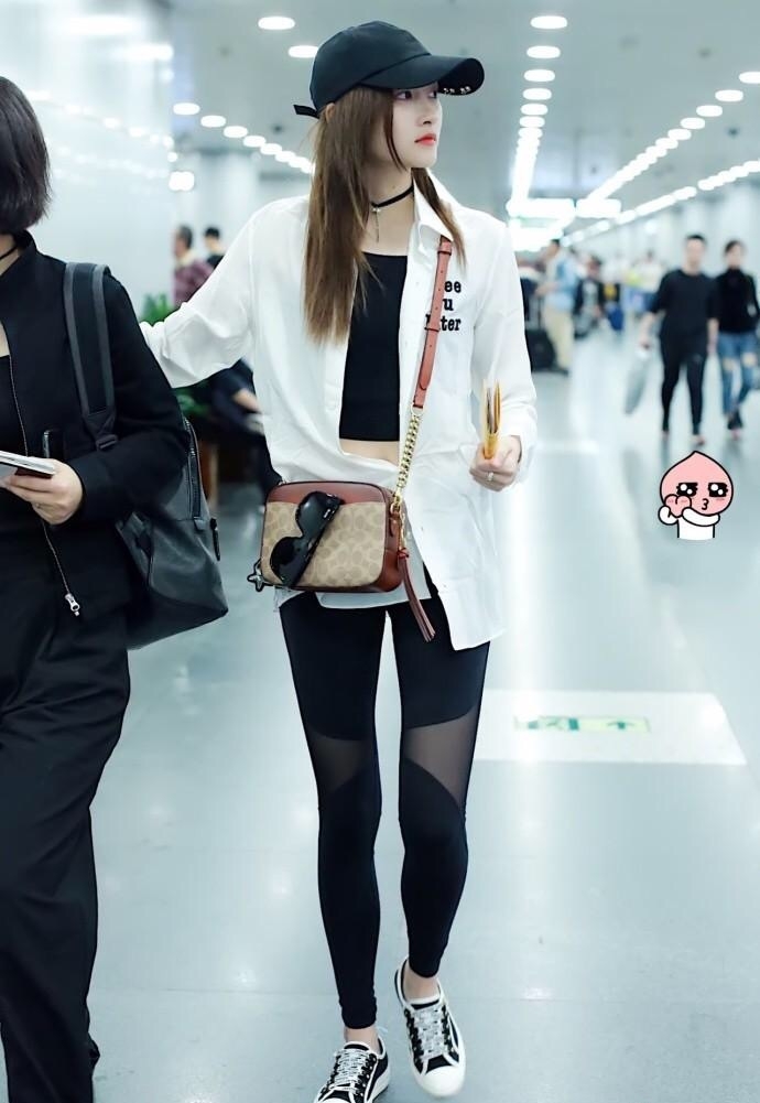 周润发携妻子现身红毯高清,周润发妻子经典片段