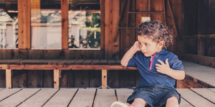 宝宝在幼儿园摔破头缝针怎么赔偿,幼儿园摔破头怎么办