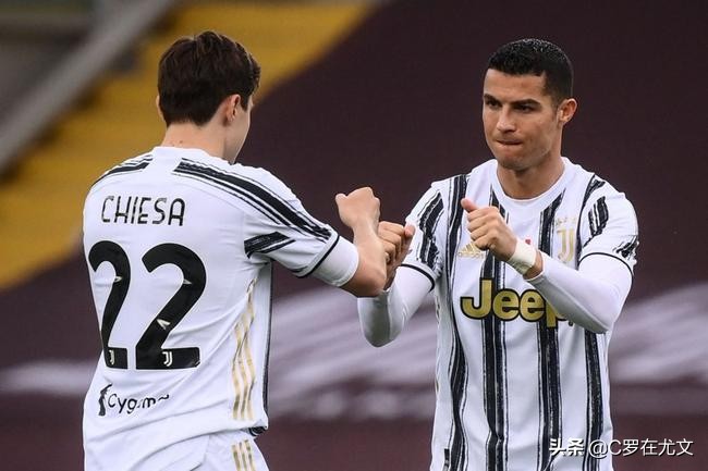 c罗最惊人的一次头球争顶,c罗再现世界级跑位投球