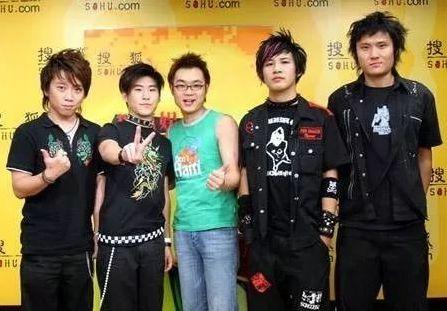 大鹏爆料柳岩现状背后故事,大鹏和柳岩最好的样子