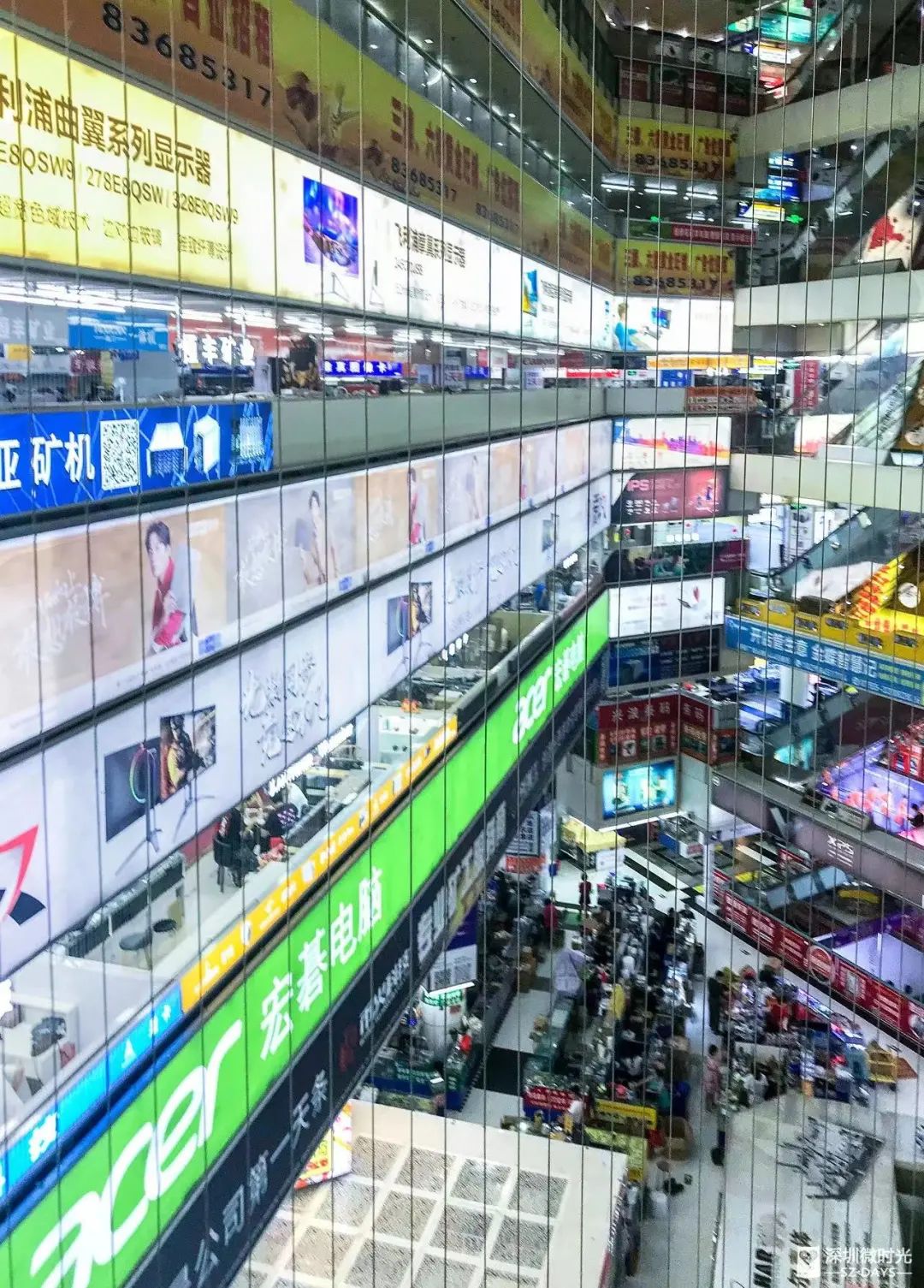 深圳华强北：她们帮外卖骑手送外卖月入过万