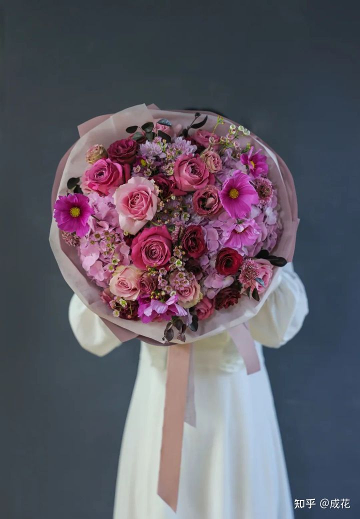 卖花包装纸选什么颜色,新手开花店怎么选择包装纸