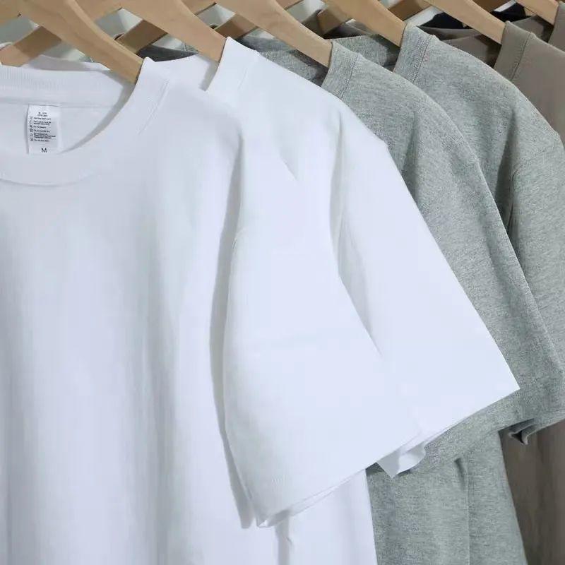 买百搭的衣服不撞款的t恤,春夏最值得穿的t恤