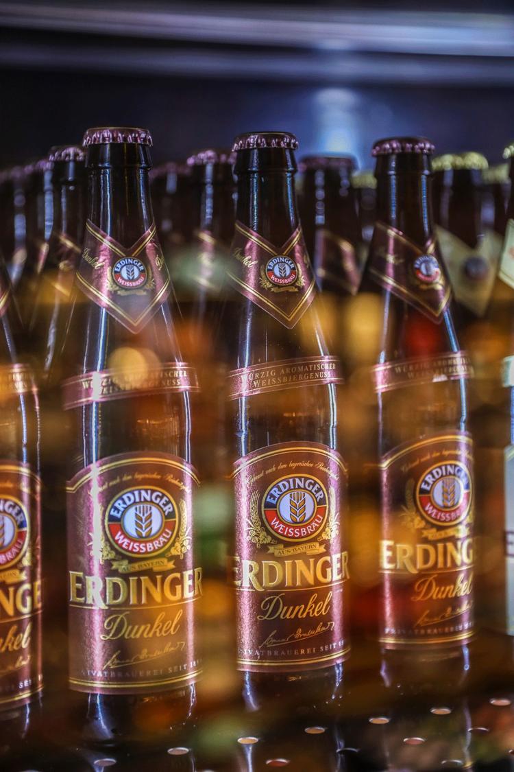 武汉可以吃饭的音乐酒吧,武汉比较嗨的音乐酒馆