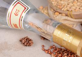 汾酒紫砂汾和老白汾哪个好喝,汾酒老白汾和玻汾