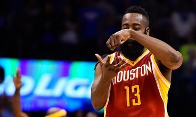 进球庆祝动作库里,进球庆祝动作库里上膛