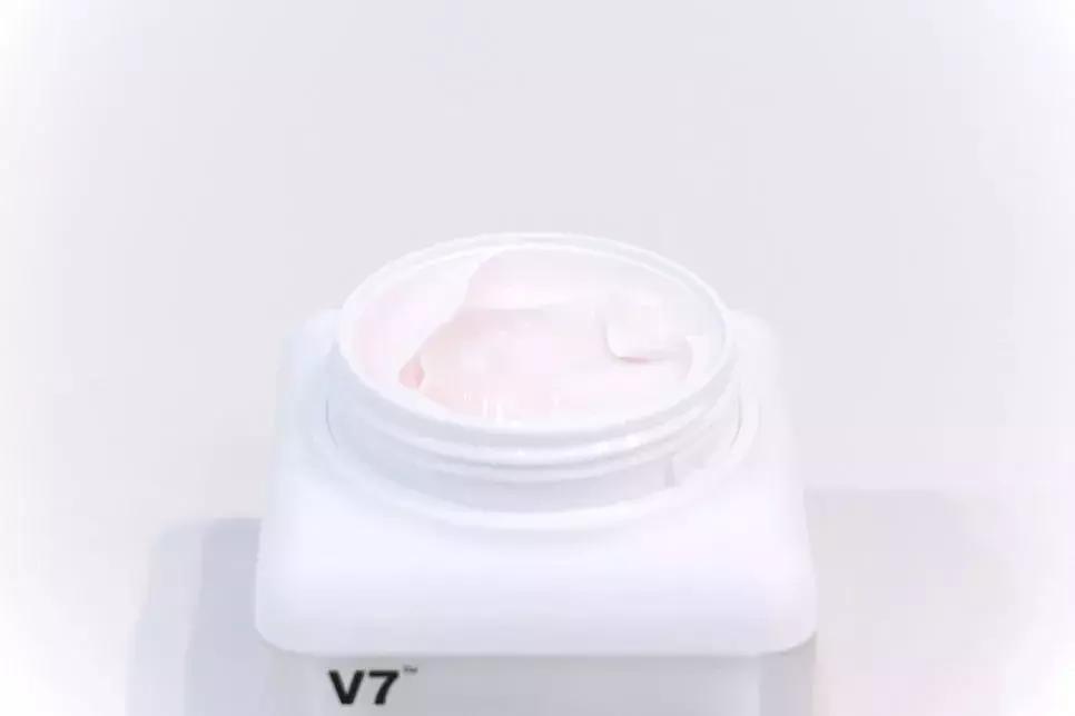 素颜霜懒人伪素颜提亮遮瑕,公认好用的5款素颜霜