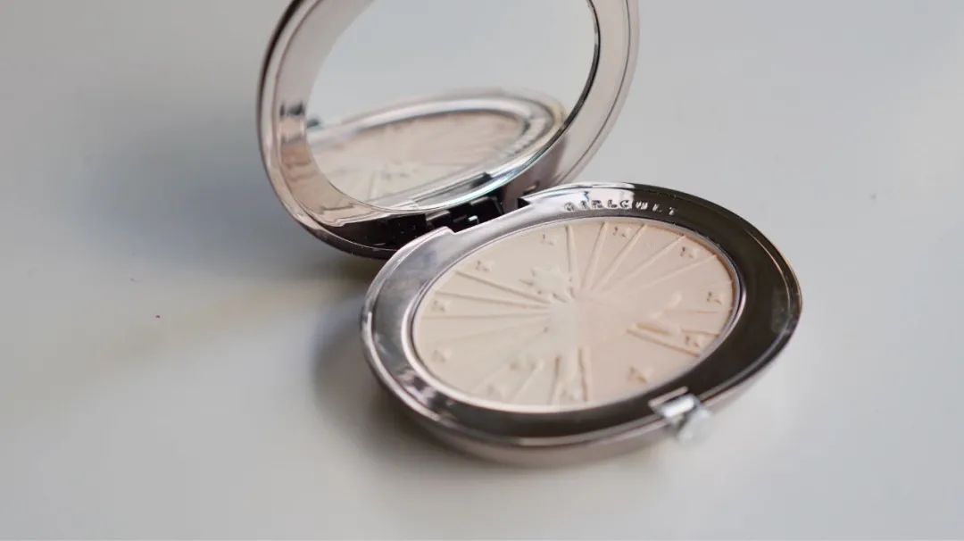 国货彩妆哪个好用点儿 (国货彩妆又便宜又好用)