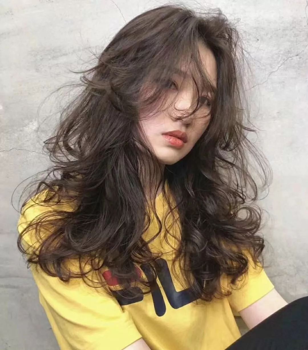 脸大怎么弄发型显脸小,个子矮脸大什么发型好看