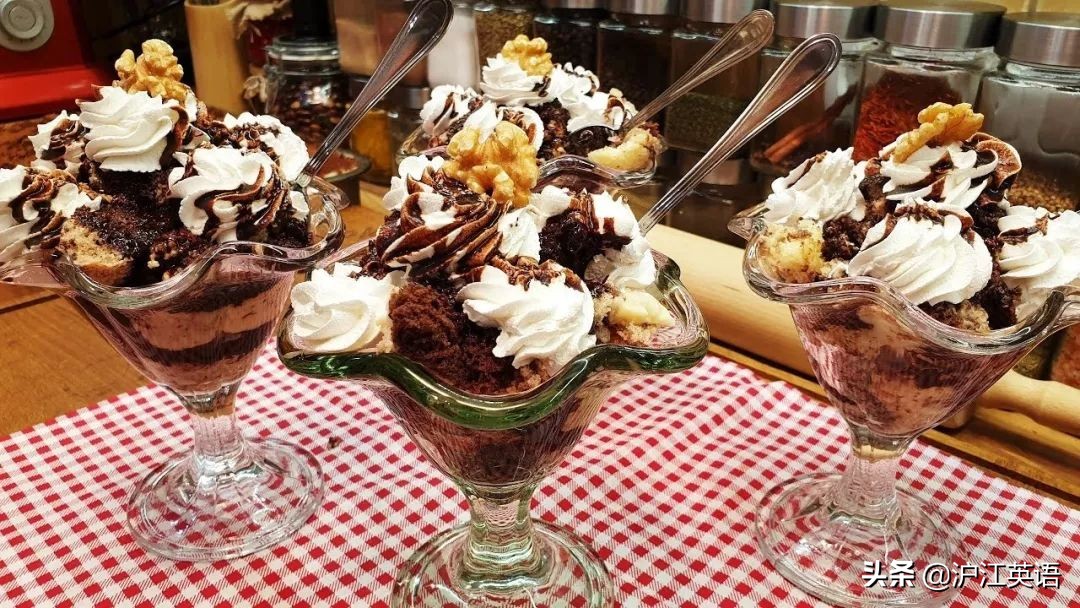 这个国出产邓文迪的前男友、不存在的热门景点，饮食堪称欧洲川菜