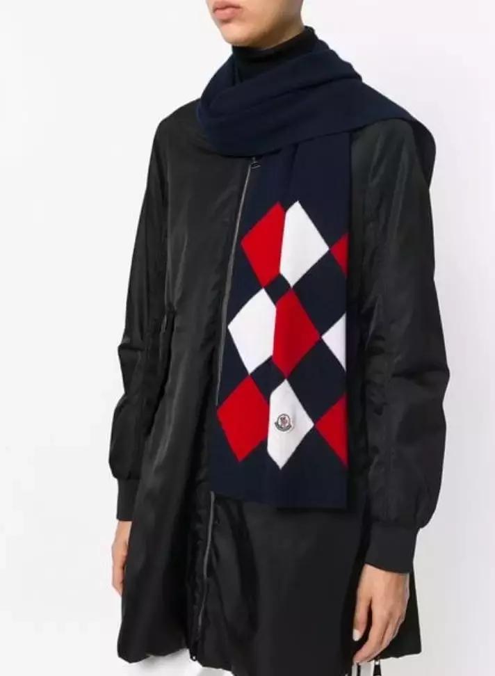 想要冬天穿出高级感,冬天围巾这样系简单又时尚好喜欢