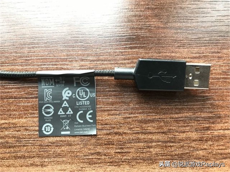 alienware外星人背部灯光,外星人全家桶颜值