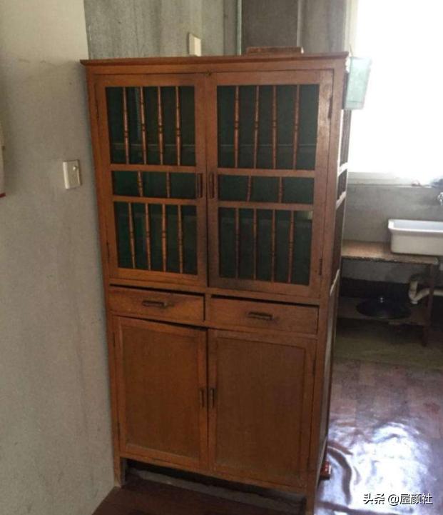 旧厨房灶台翻新最简单方法,姐弟农村老房改造