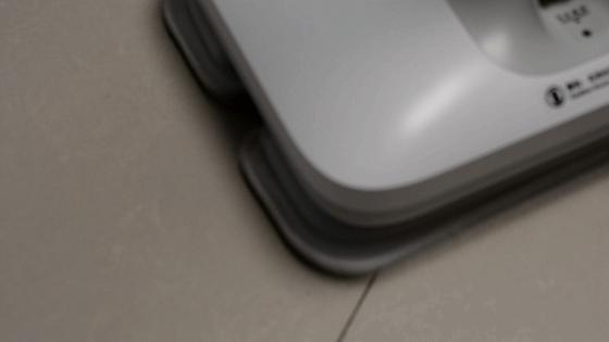 小米有品众筹上线洒哇地咔蒸汽拖把,即拖即干,性价比超高