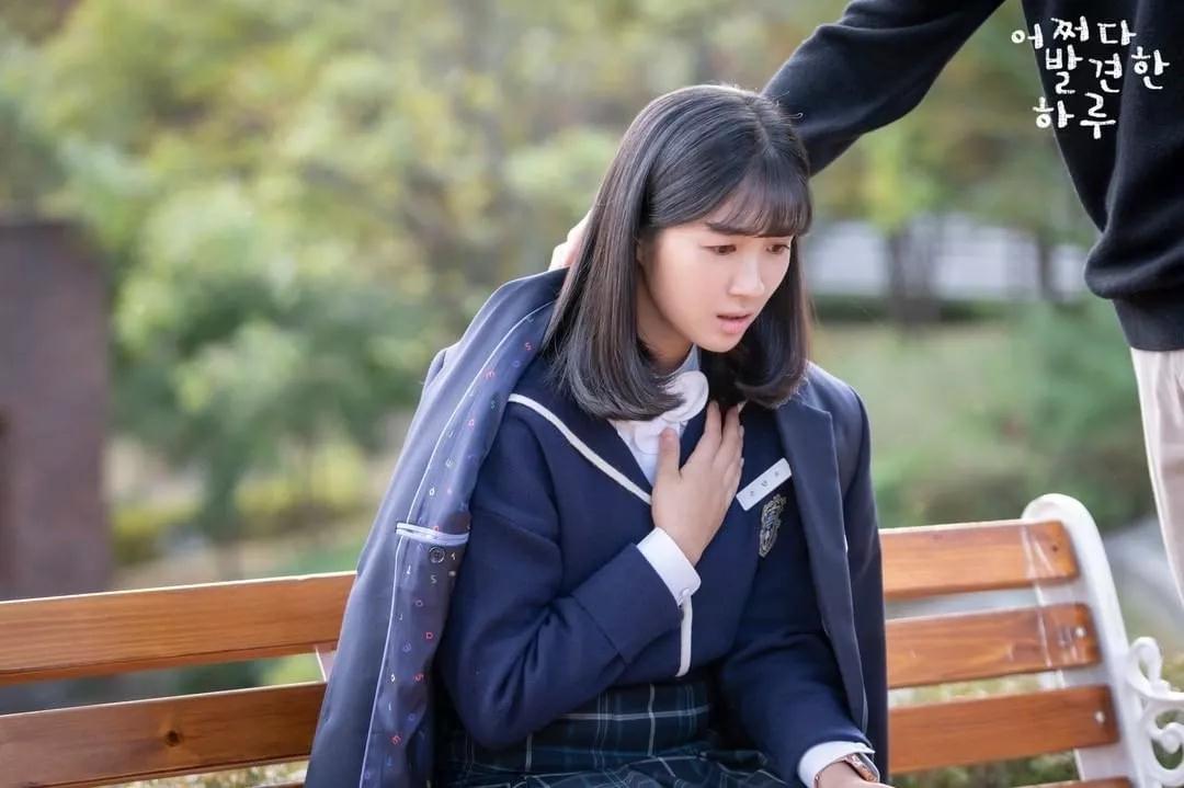 接班《鬼怪》的高分韩剧这女主的颜值也太平平无奇了…