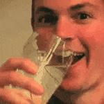 小偷不敢靠近的智能防盗门锁,现在的门锁不防小偷