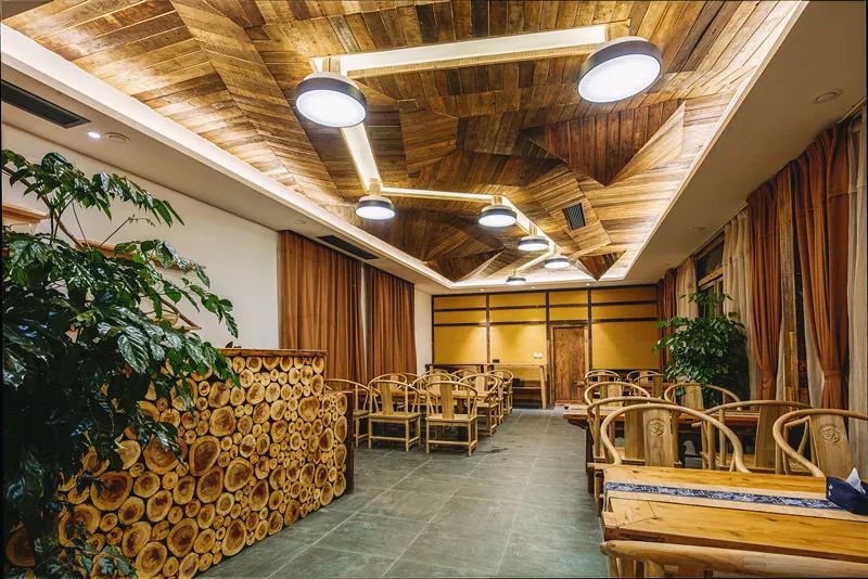 青城后山最好的观山景的民宿,青城山脚下民宿