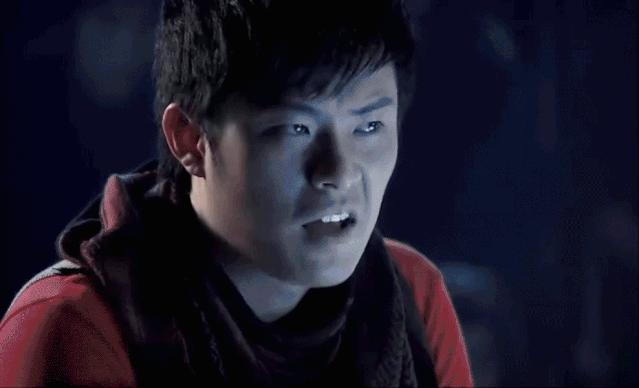 qq新出的消息表情包怎么关,qq新版表情怎么贴着玩