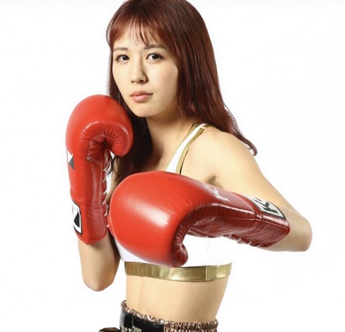 日本小孩打梅威瑟,日本拳击神童打梅威瑟