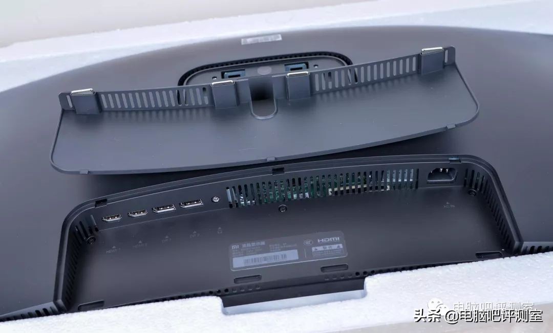 用了两年的小米34寸曲面显示器,小米34寸曲面显示器漏光严重