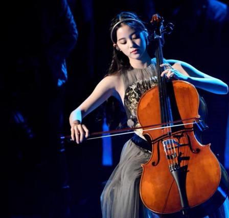 欧阳娜娜金蝉脱壳,曝欧阳娜娜欲购豪宅