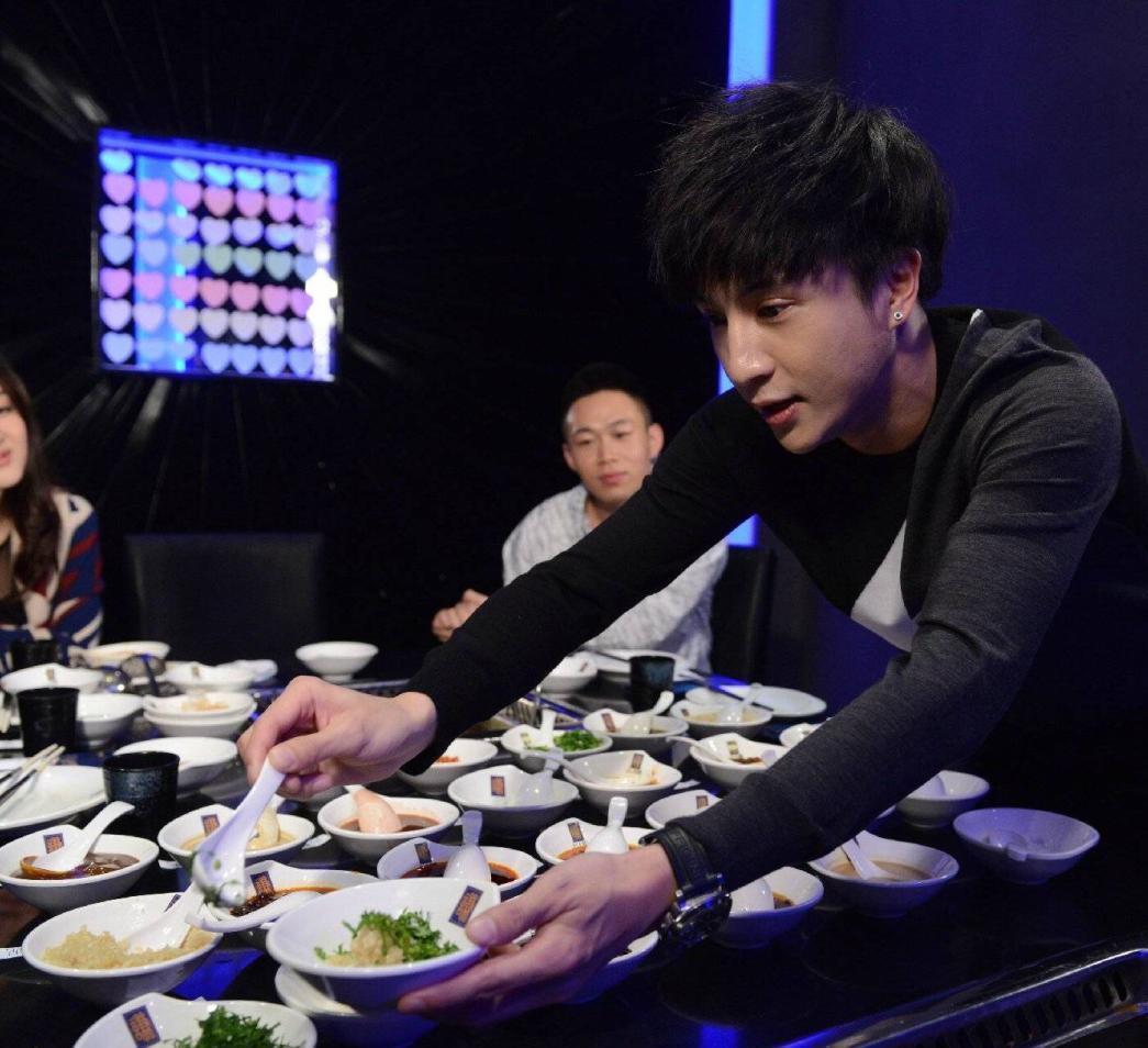 任泉在上海开火锅店叫什么,任泉开火锅店电视剧