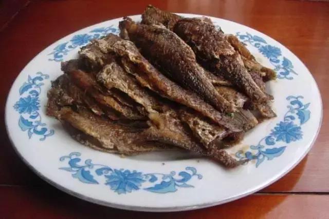 天津特色小吃被称为津门三绝 (天津风味小吃中的三绝之一)