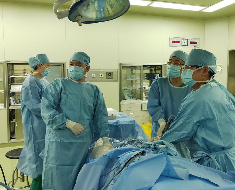 哈医大二院关节手术谁做的好,哈医大二院脊柱微创手术水平