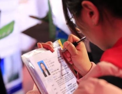 专科生到底算不算真正的大学生,大专生和本科生真的有很大差距吗