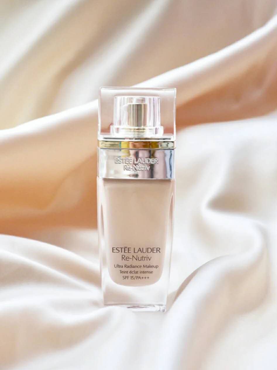 推荐几款皮肤白使用的粉底液,推荐四款适合秋冬的粉底液